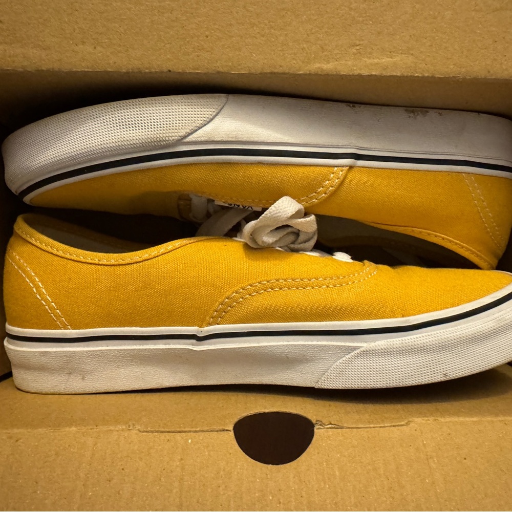 Vans Authentic - Picture 2 of 4